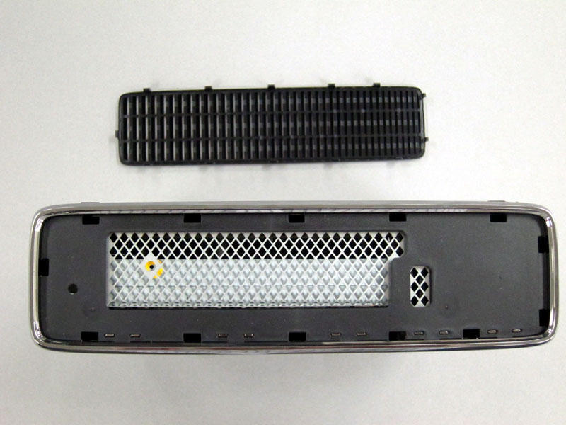 Illustration for article titled The New Xbox 360 Torn Apart